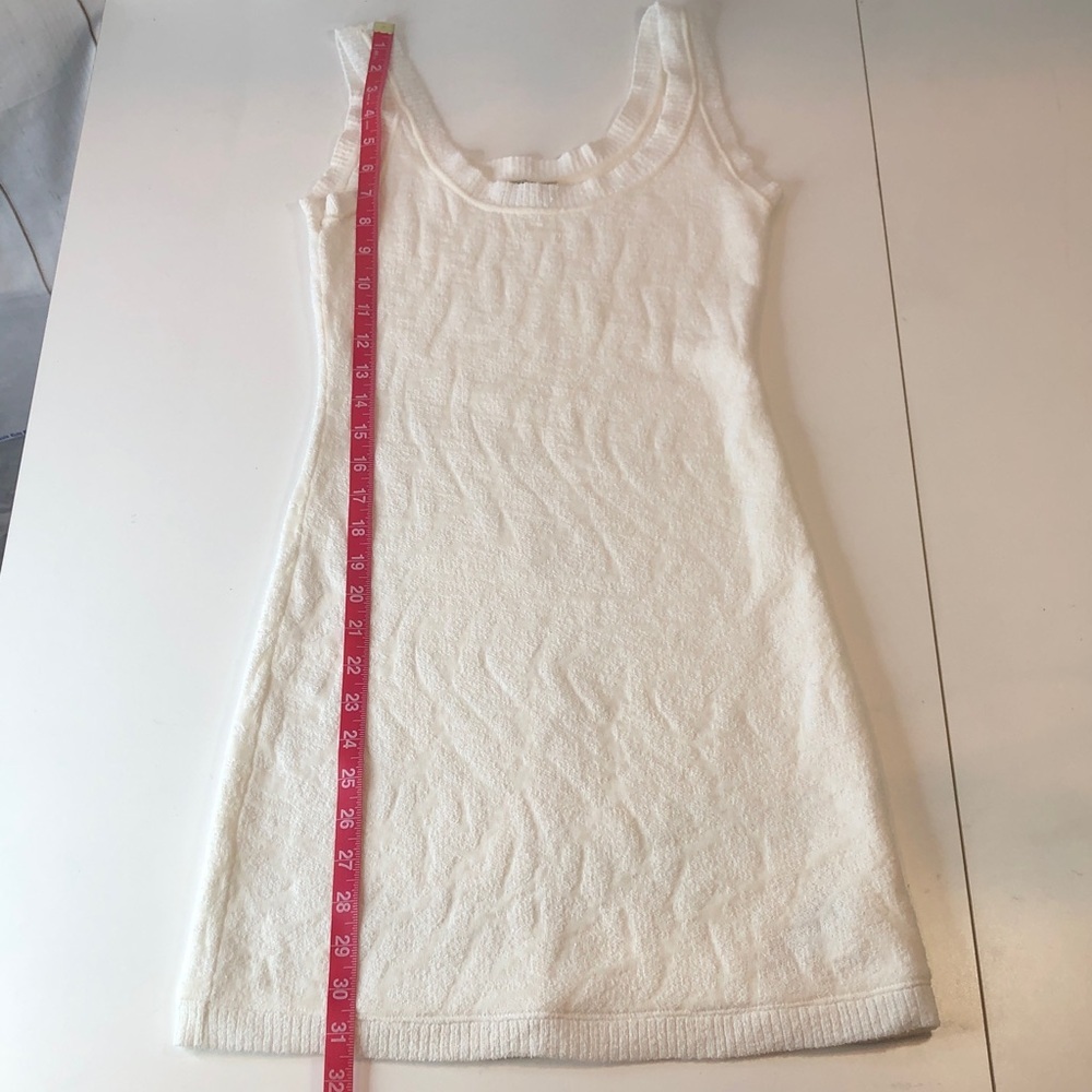 Fendi Bodycon White Textured Knit Mini Dress women’s 40 Italy US 4 EUC - Picture 3 of 13